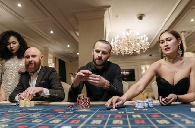 game trực tuyến Debet Poker